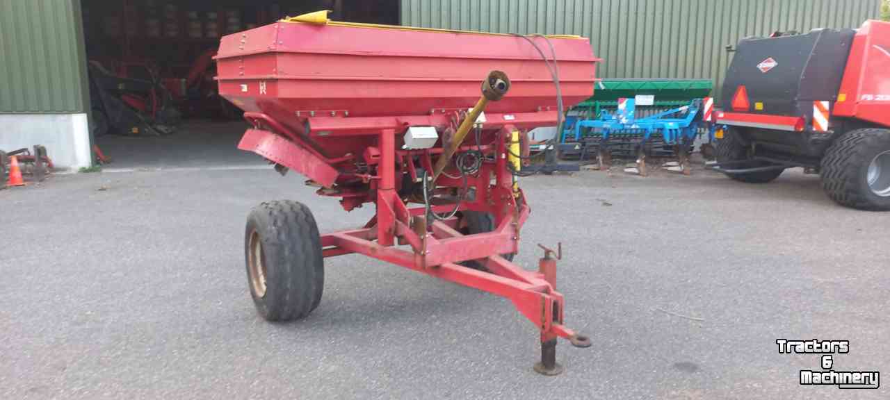 Fertilizer spreader Lely Centerliner SL
