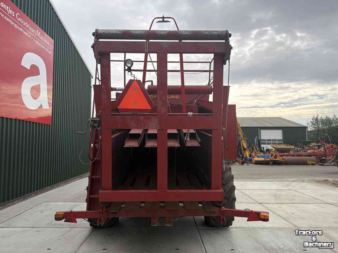 Balers  New Holland pakkenpers D2000