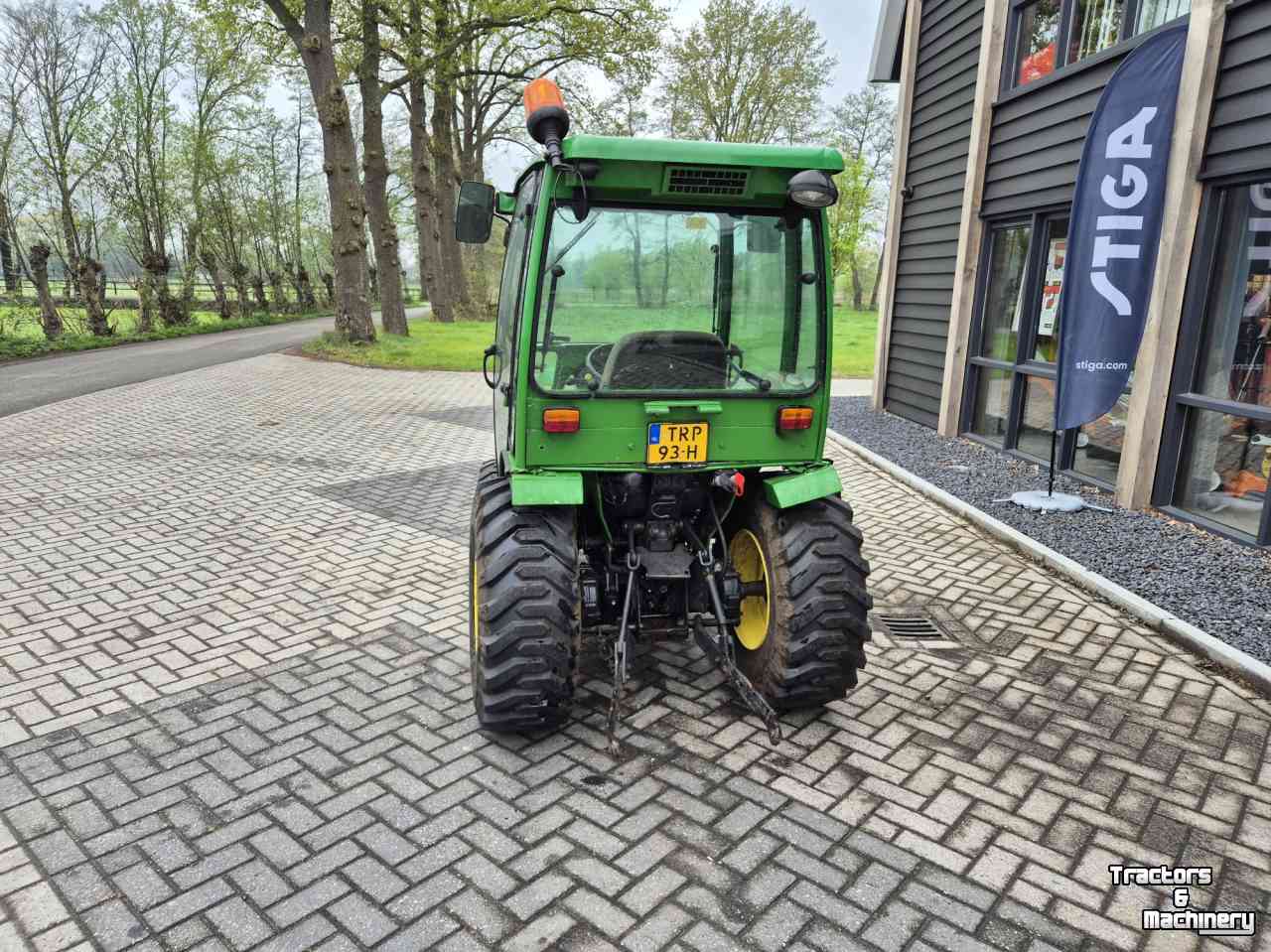 Tractor John Deere 2520