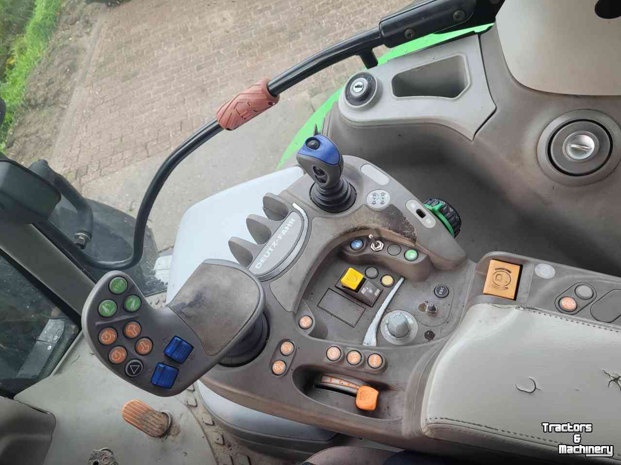 Tractor Deutz-Fahr 6130.4 TTV
