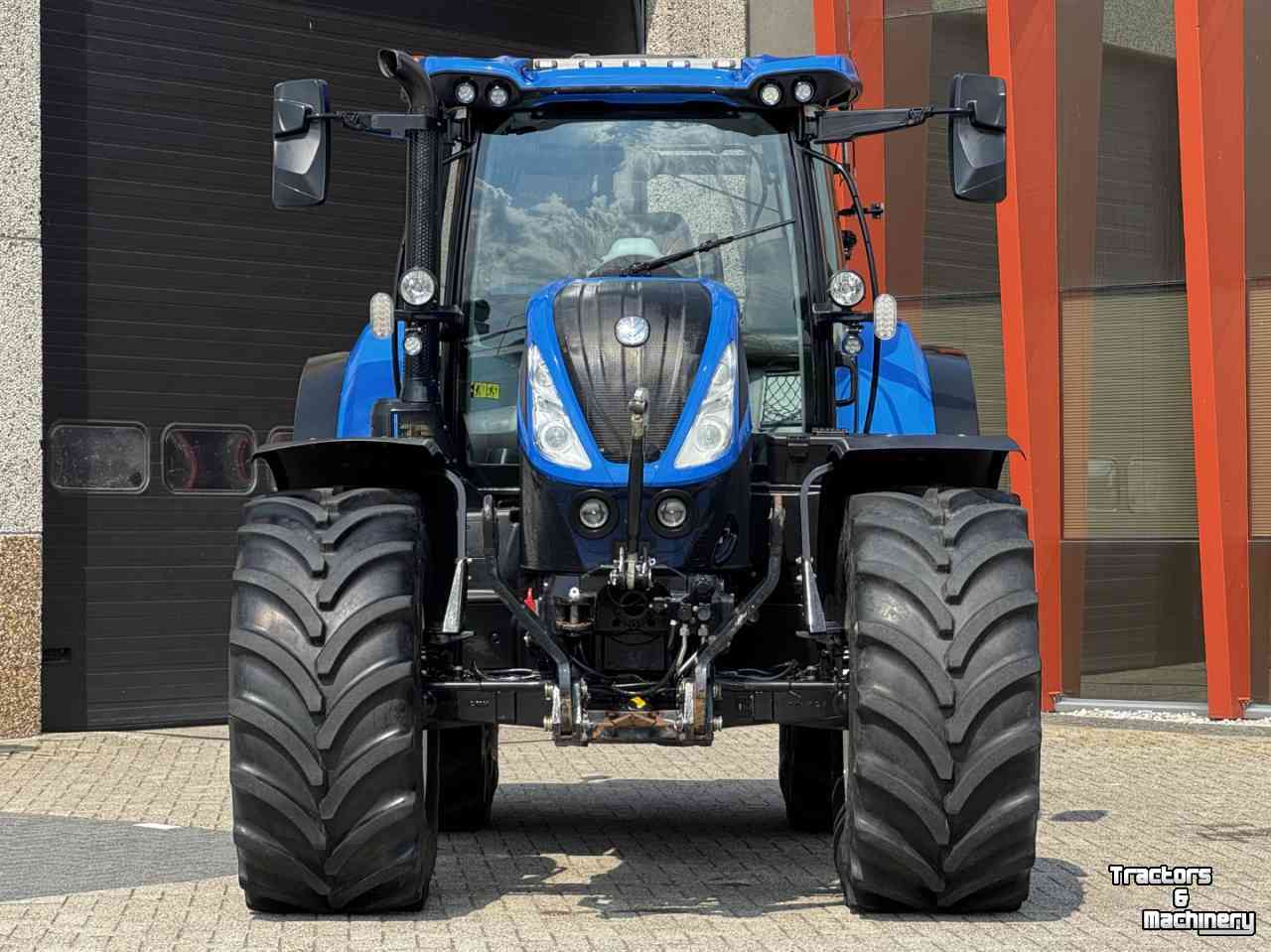 Tractor New Holland T7.225AC vario Stage V Fronthef Lucht GPS
