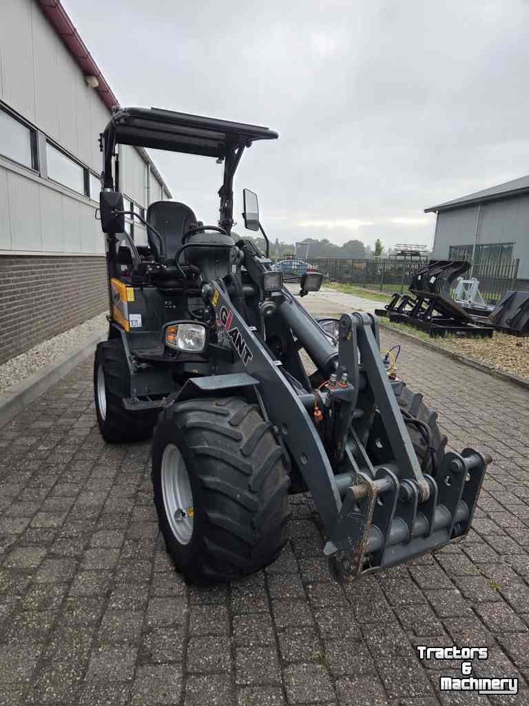 Wheelloader Giant G2500HD X-tra                                      G2500XH21101