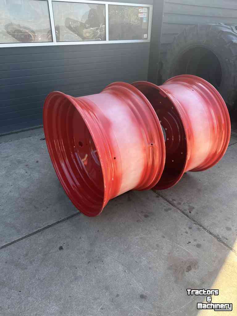 Wheels, Tyres, Rims & Dual spacers  23x42 10 gaats
