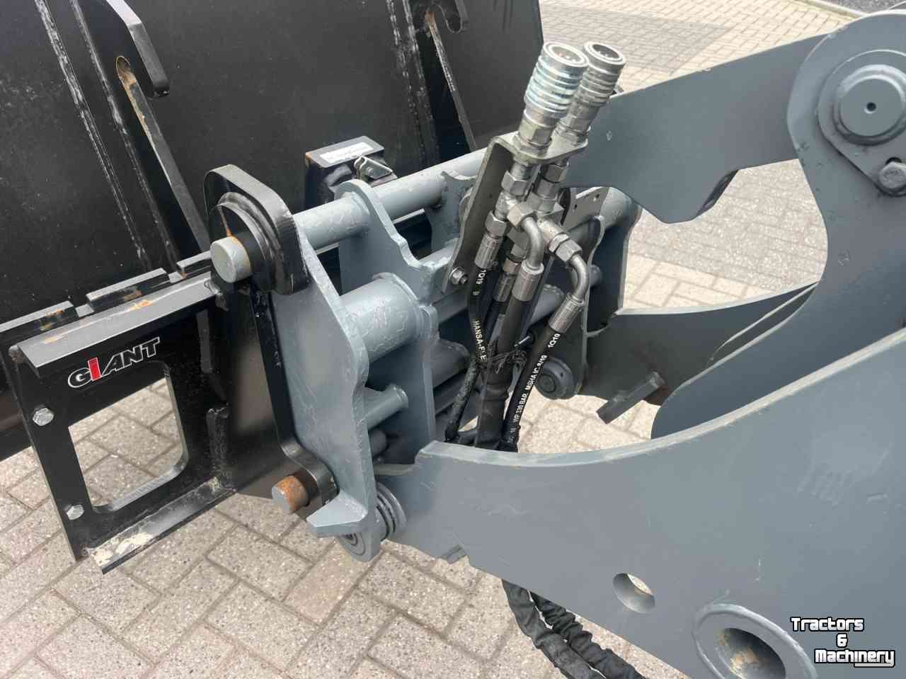 Wheelloader Giant V5003