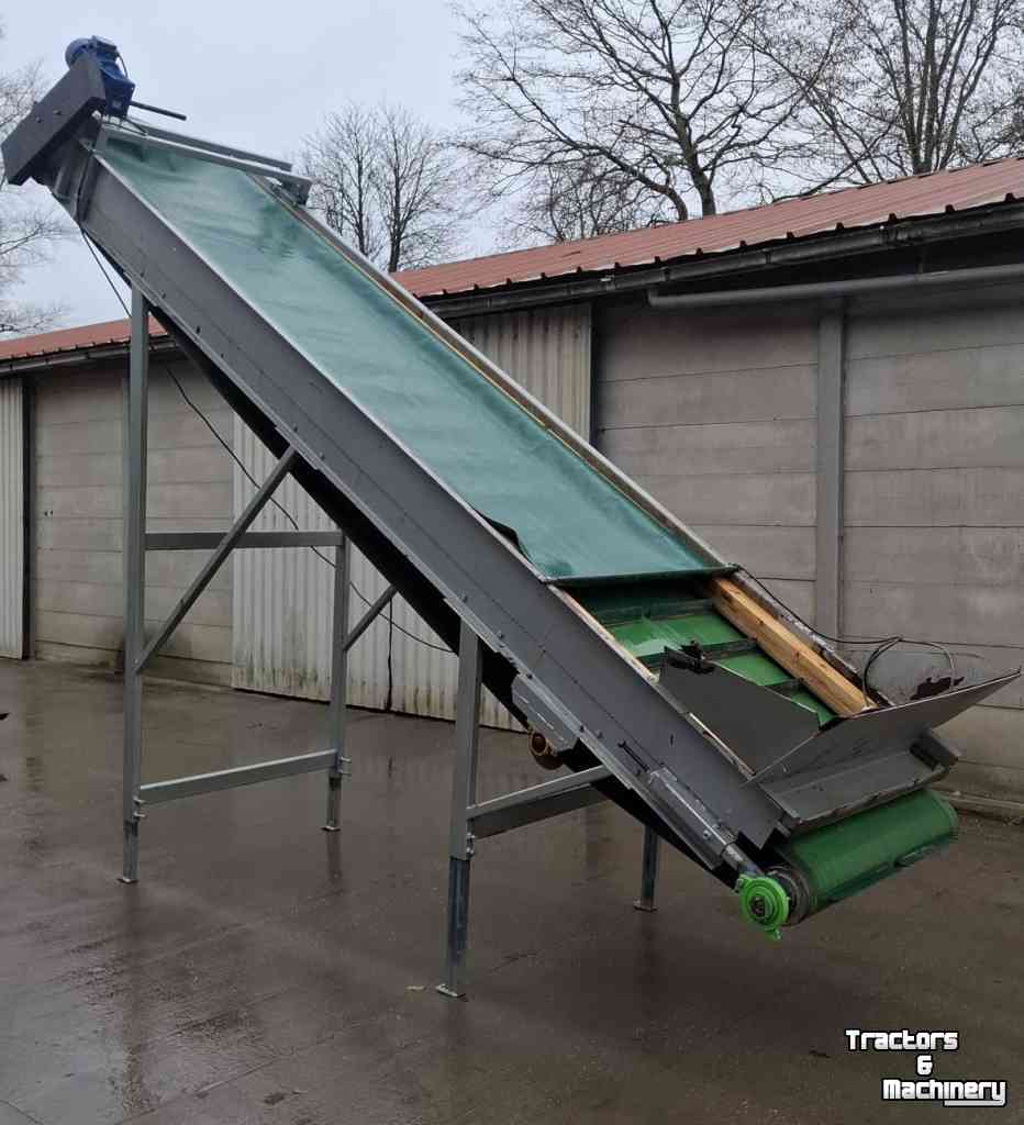 Elevator conveyor  Opvoerband / aanvoerband