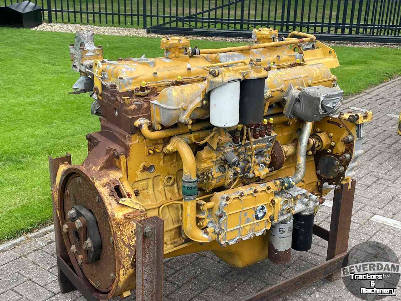 Other tractors and accessories  Daf DHT.825 Daf DKT 1160 Daf WS 268L Iveco 8210 SRI motoren
