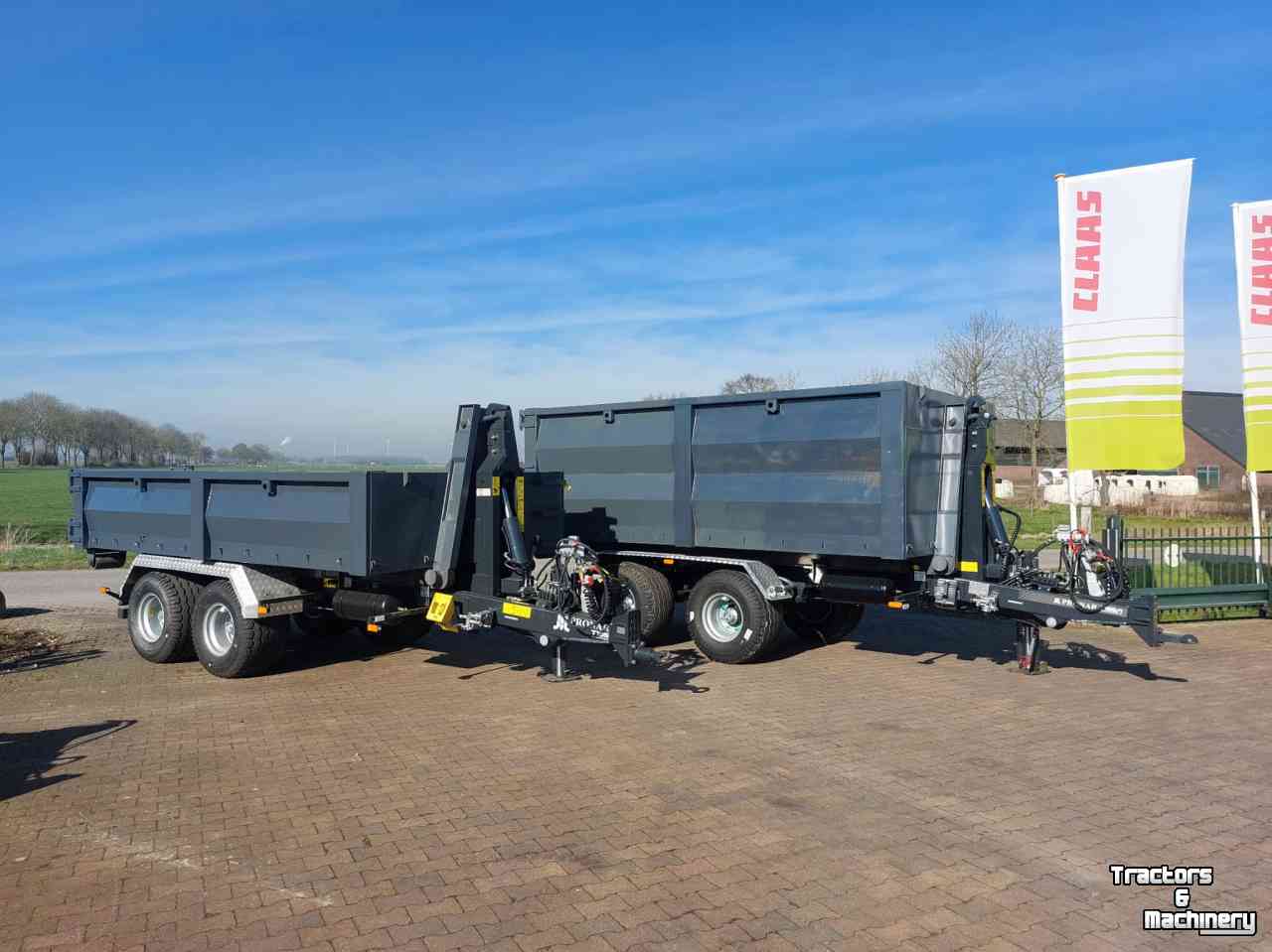 Hooked-arm carrier Pronar T185 E haakarm