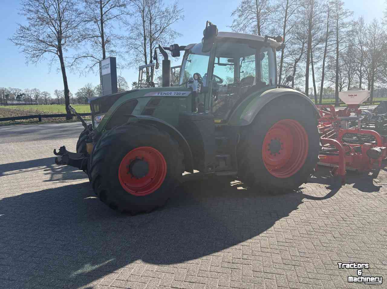 Tractor Fendt 720