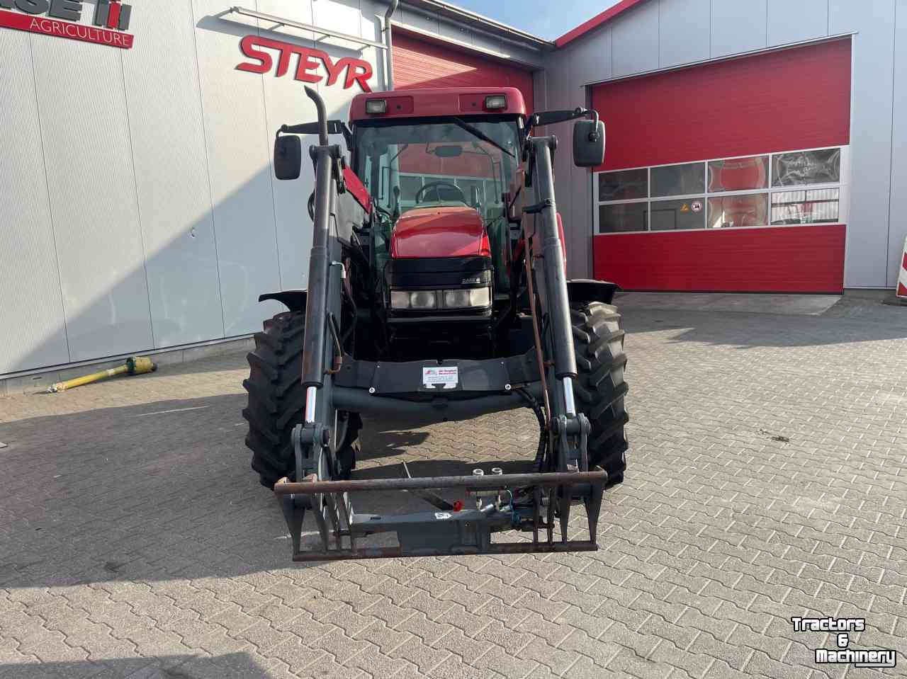 Tractor Case-IH CX90