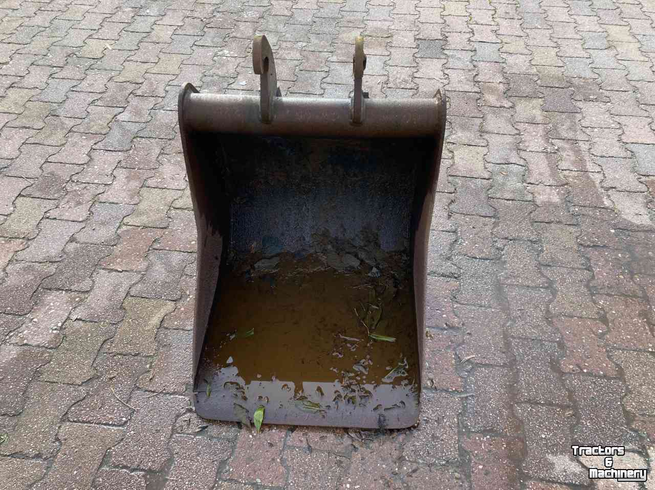 Excavator buckets  Grondbak, dieplepelbak 60 cm  CW05