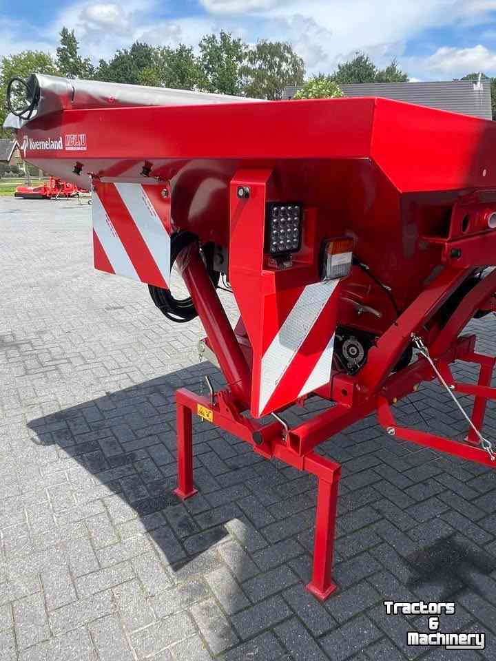 Front hopper seed drill Kverneland DF 1 Fronttank