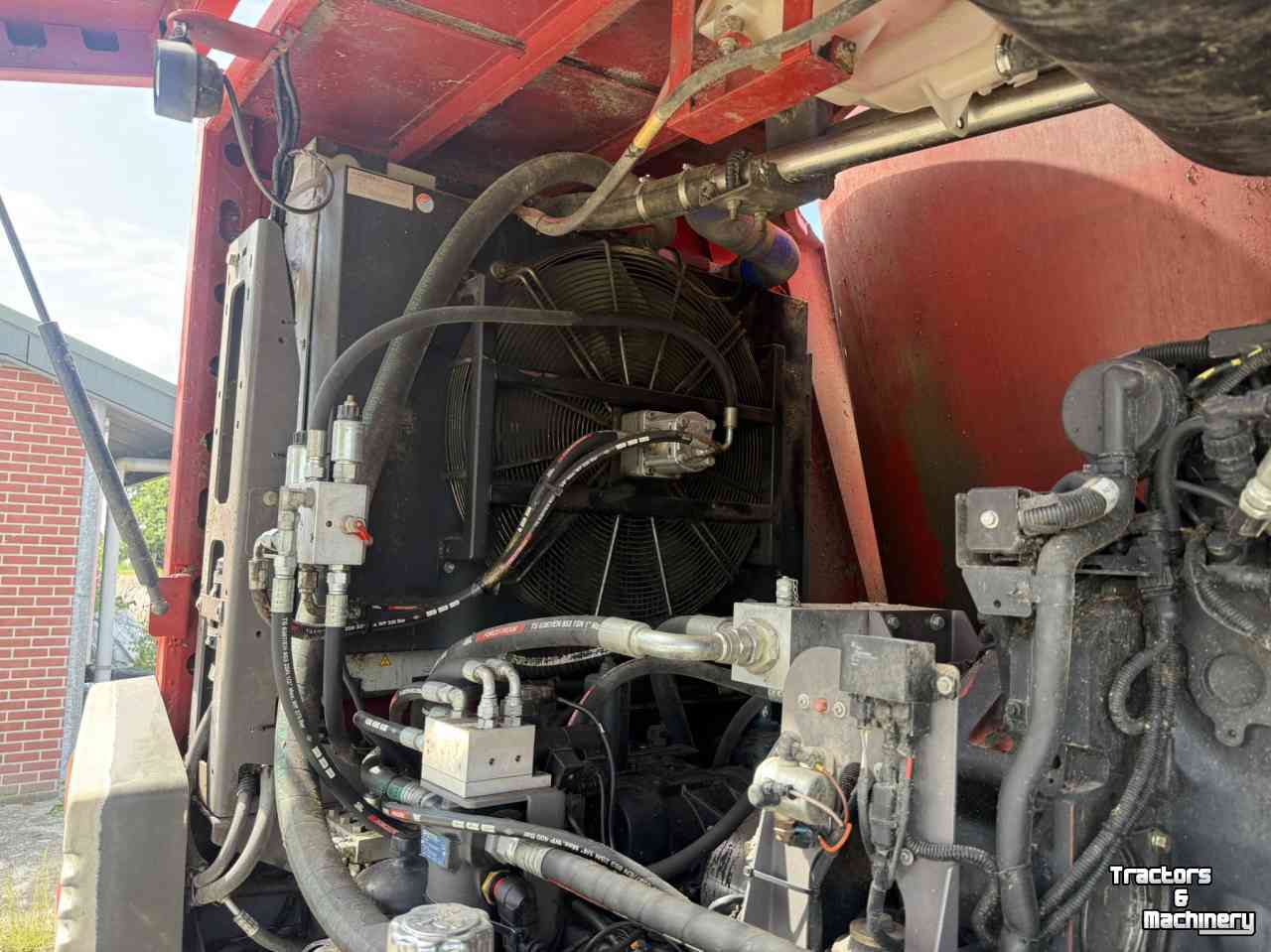Self-propelled feed mixer RMH Platinum 17