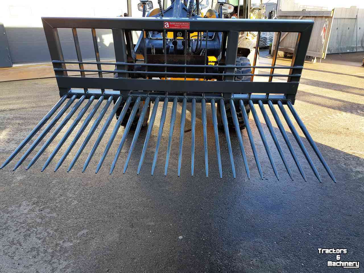 Skeleton buckets  Stenenriek / Steenriek