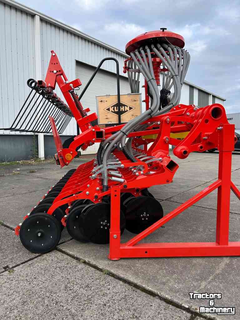 Seed drill Kuhn BTF 3030