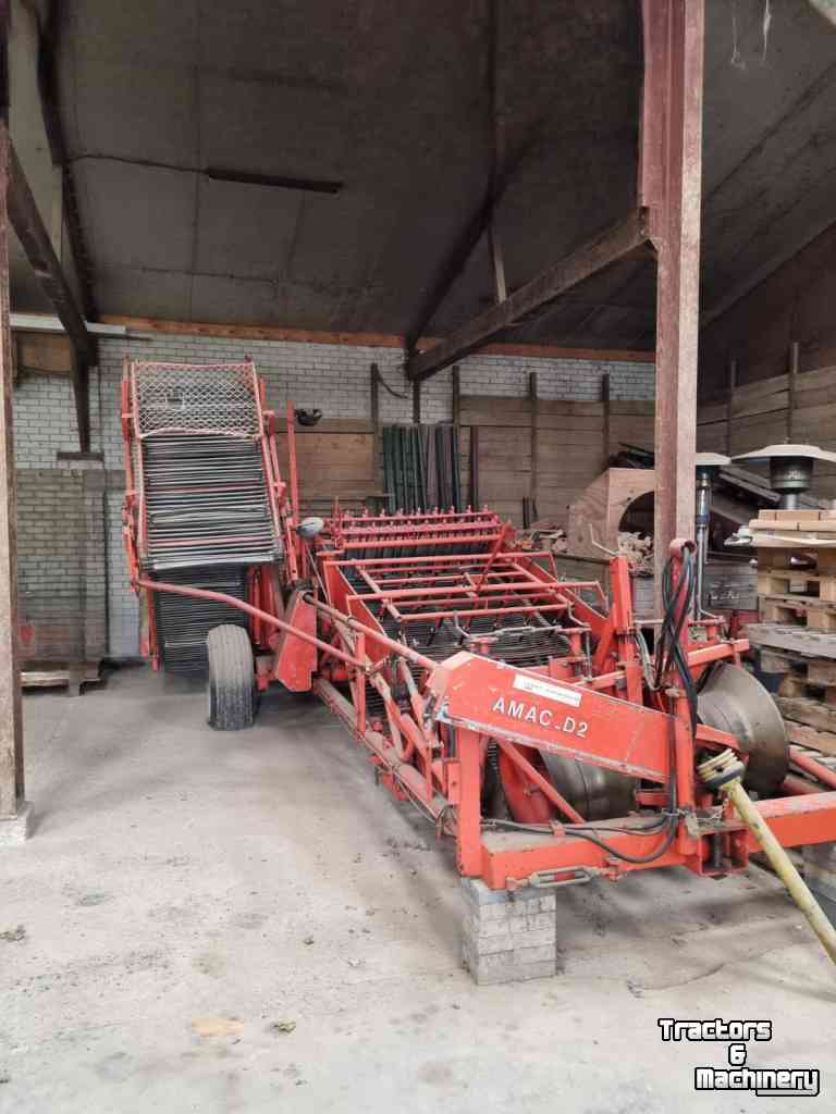 Potato harvester Amac D2 wagenrooier