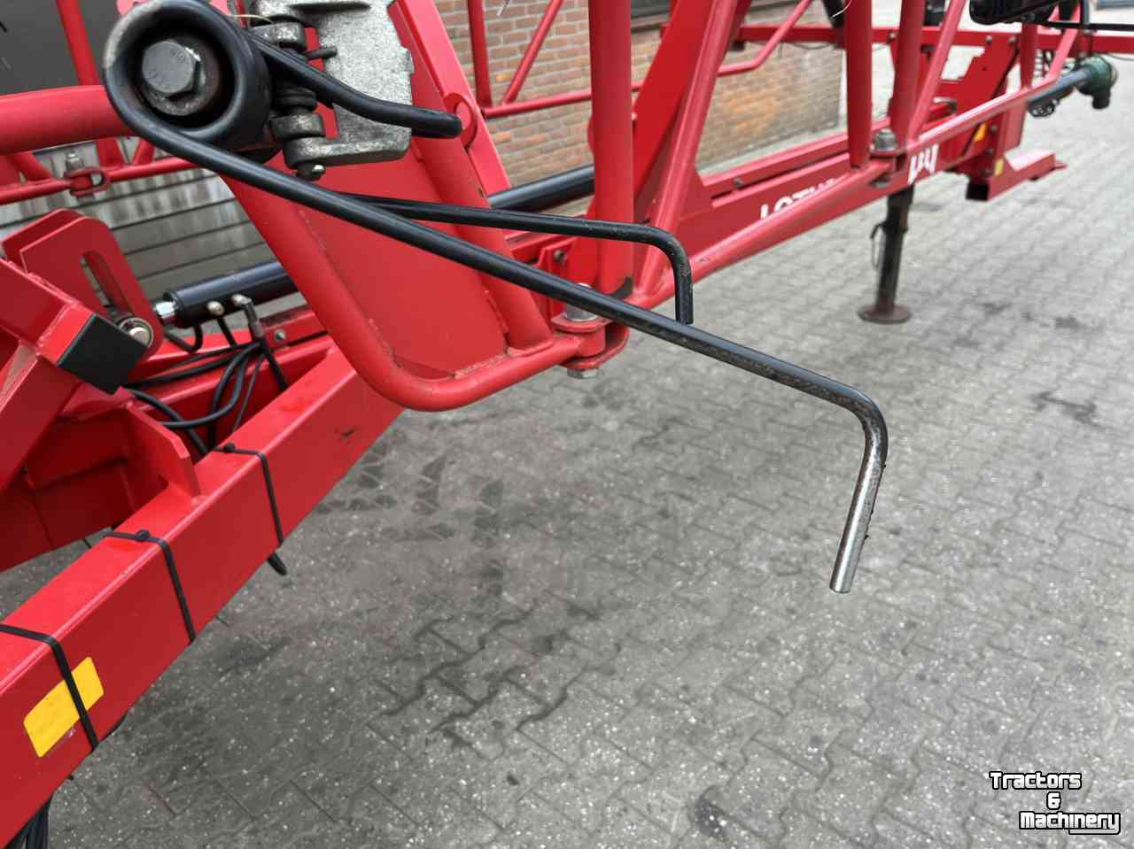 Tedder Lely Lotus 900 schudder weidebouwmachines