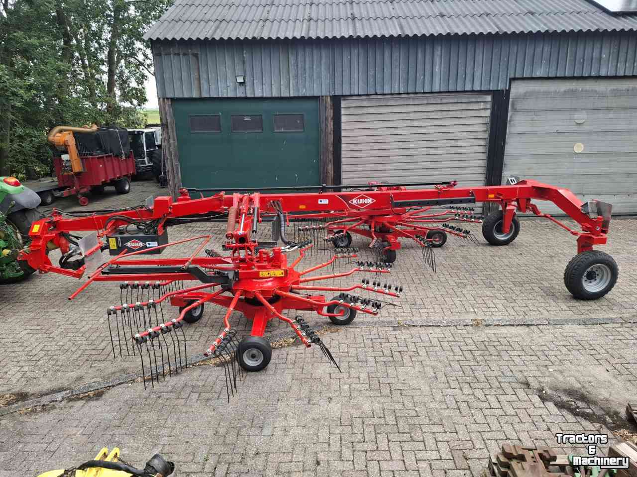 Rake Kuhn GA 8020 dubbele hark zijafleg, duiner dijker rugger wierser harken opdijker opduiner rotorhark