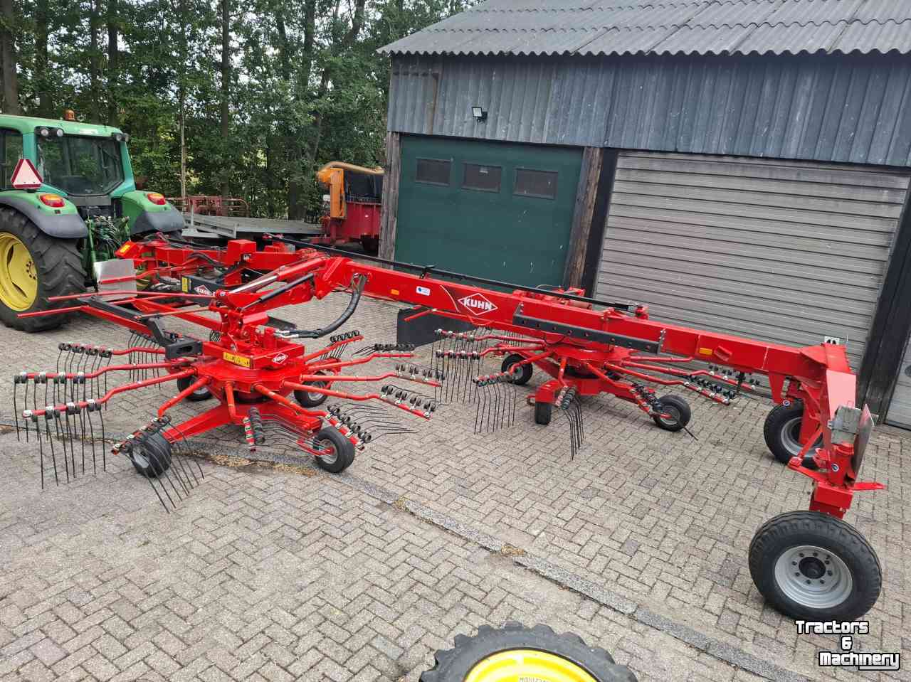 Rake Kuhn GA 8020 dubbele hark zijafleg, duiner dijker rugger wierser harken opdijker opduiner rotorhark
