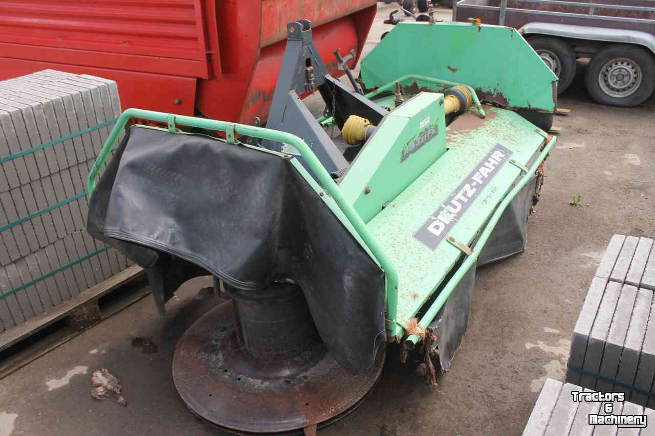 Mower Deutz-Fahr KM3.27FS (Vicon PZ CM265F CM270F) front trommelmaaier frontmaaier defect
