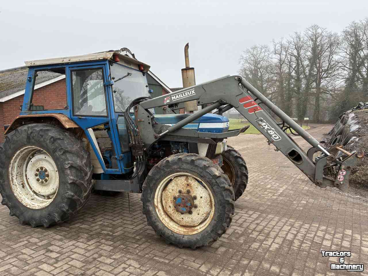 Tractor Ford 5610