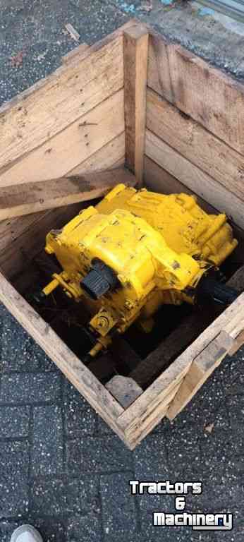 Used parts for forage harvesters New Holland CNH Tandwielsnijlengte kast