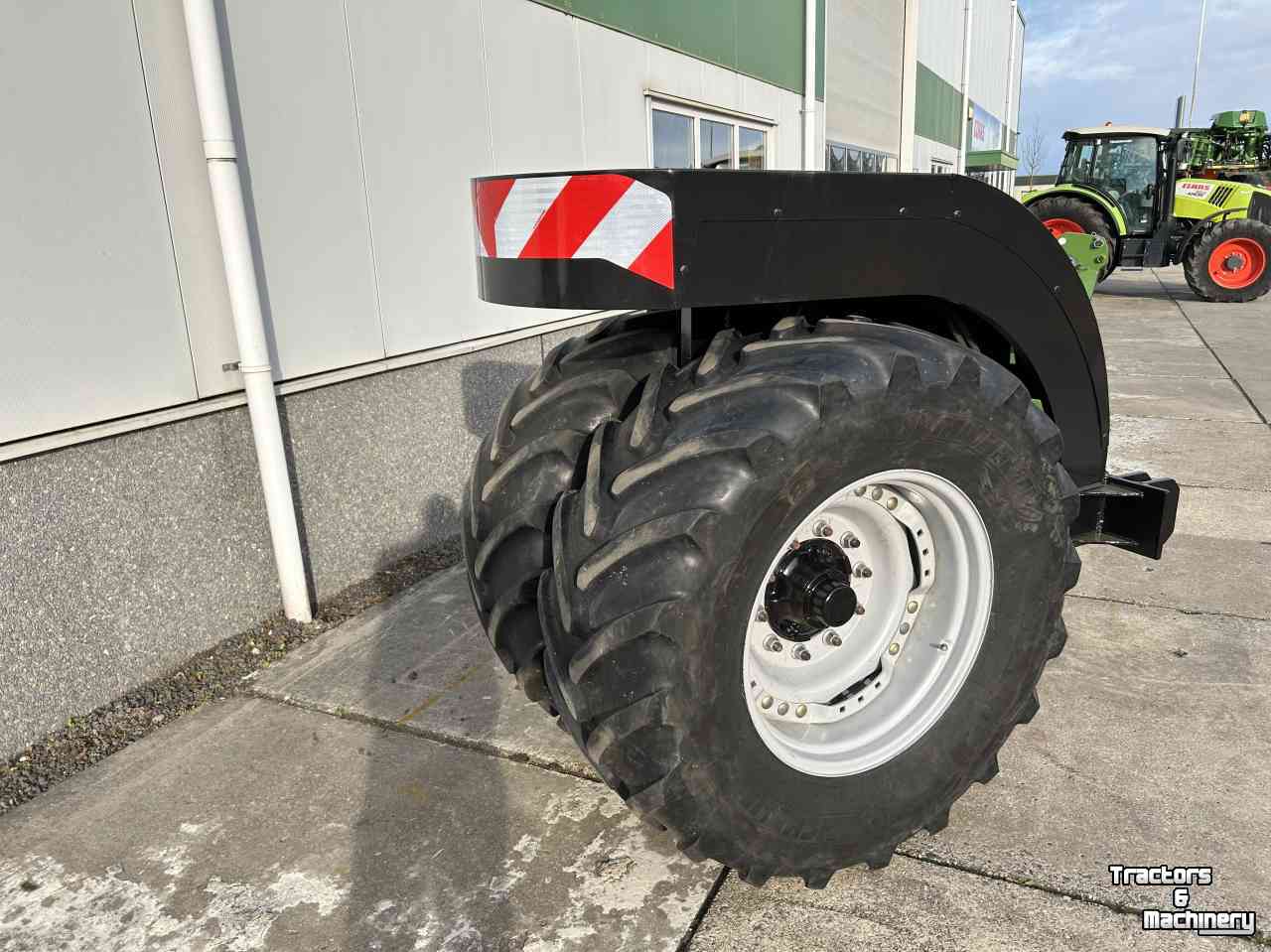 Front tyre packer  Gestuurde neuswiel ( laatste kans voor 5000,-)
