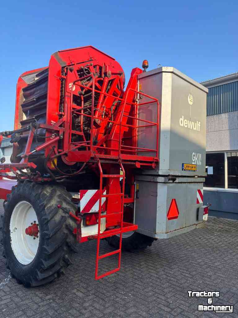 Carrot harvester Dewulf GK IIS
