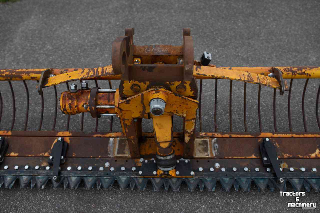 Mowing bucket Herder msf 250 maaikorf Mähkorb ditch cleaner mowing bucket