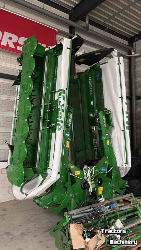 Mower McHale Proglide B9000 + F 3100 Triple Maaier Overjarig