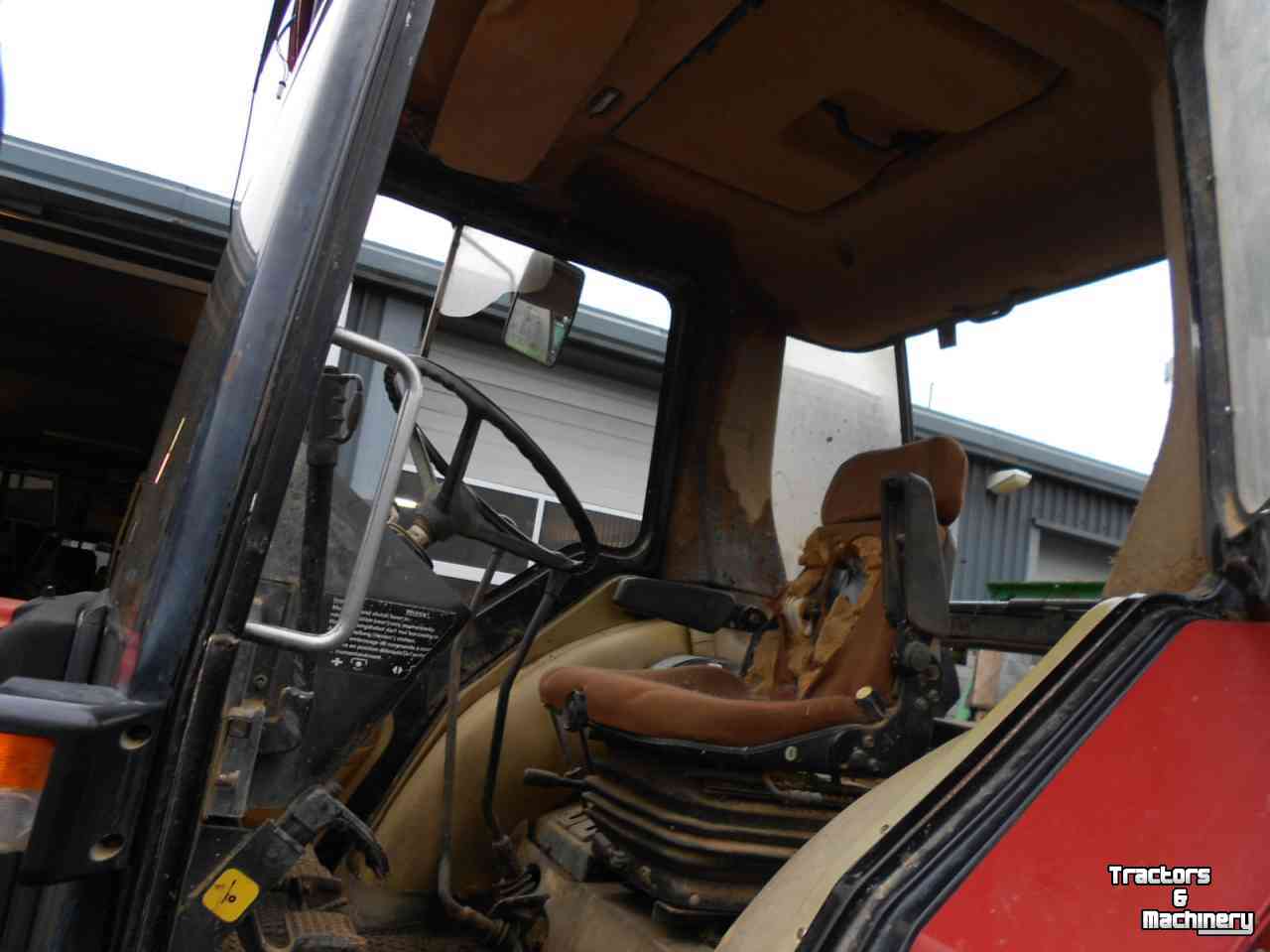 Tractor Case-IH 745 xla