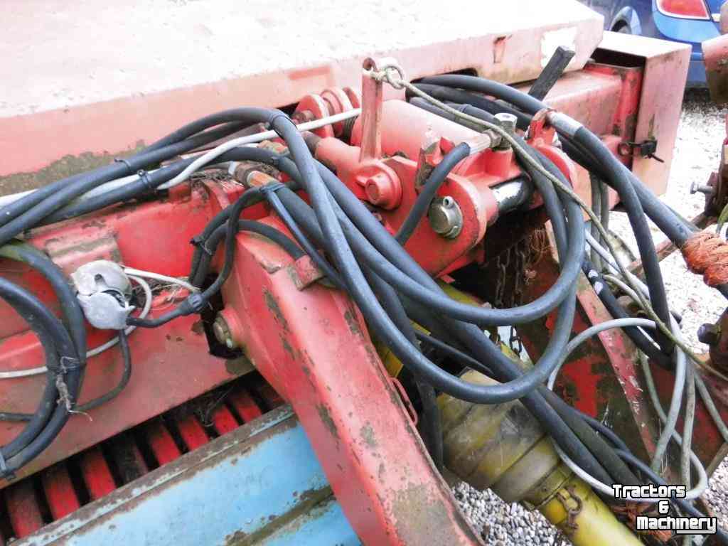 Self-loading wagon Mengele LW 310