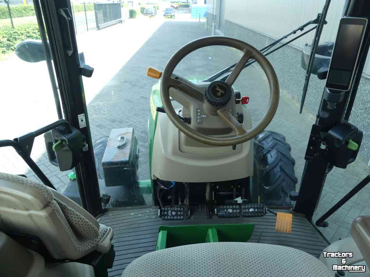 Tractor John Deere 5090R