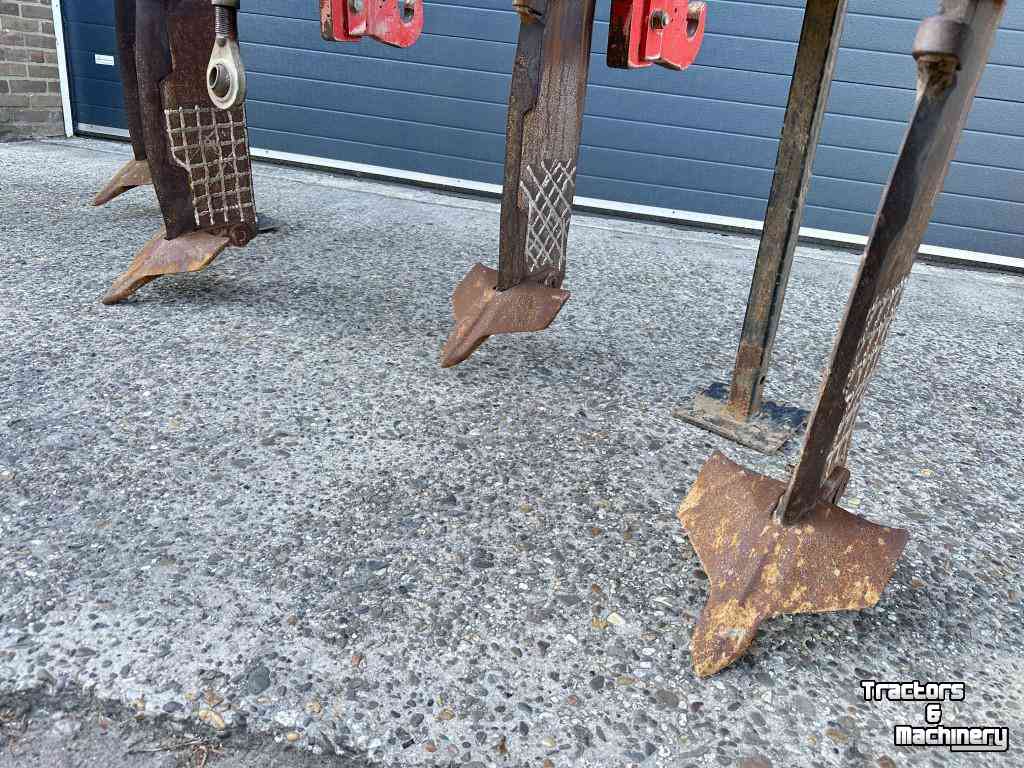 Deep subsoiler Evers Holsteiner HSD-4 Woeler / Diepwoeler