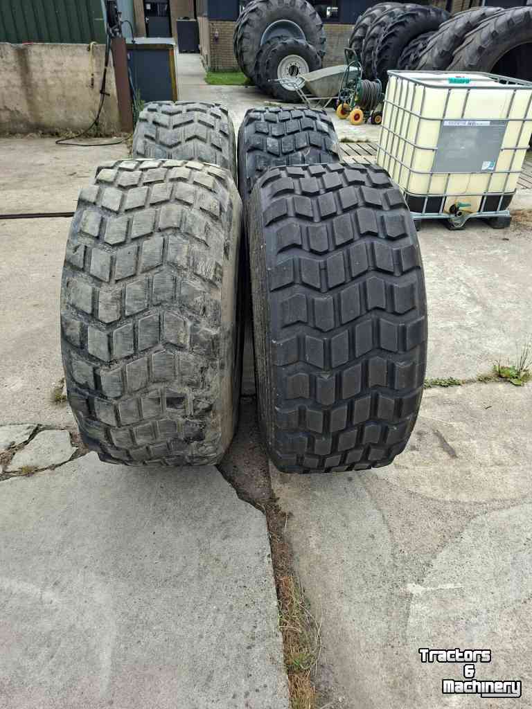 Wheels, Tyres, Rims & Dual spacers Michelin 525 65 R20.5 XS 20.5 R 20.5