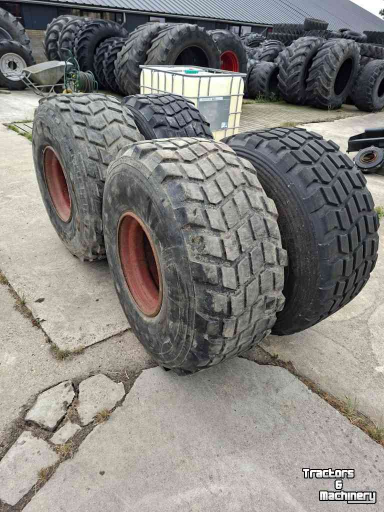 Wheels, Tyres, Rims & Dual spacers Michelin 525 65 R20.5 XS 20.5 R 20.5
