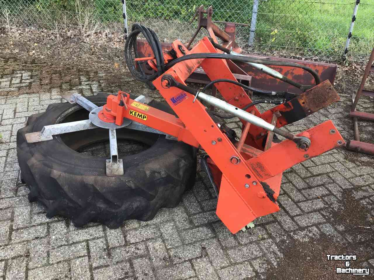 Feed sweeper wheel Kemp Front voerbanveger