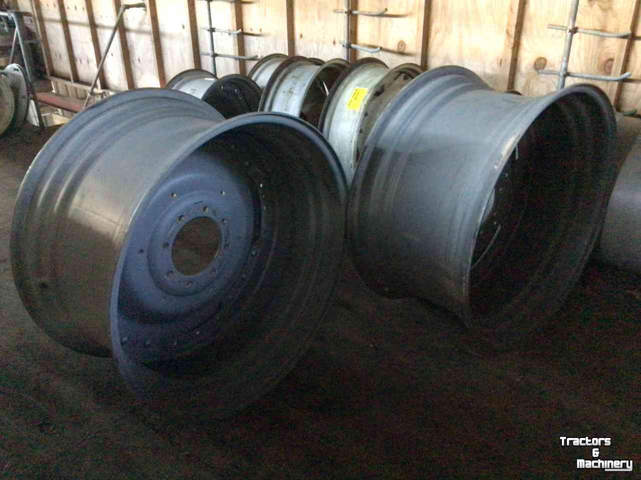 Wheels, Tyres, Rims & Dual spacers Deutz-Fahr DWW 20-38 verstelbaar