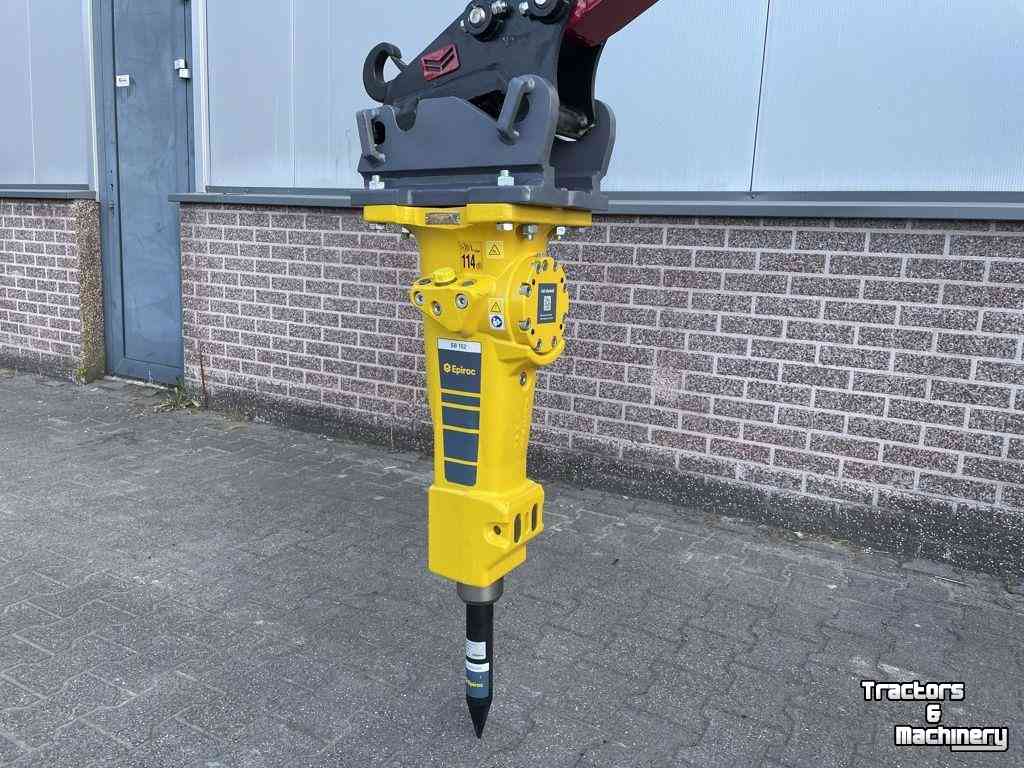 Hydraulic rock breakers  Epiroc SB152