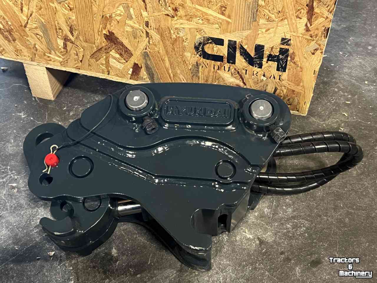 Mini-Excavator Case Case CX30C New Holland E30C  Hydraulische Snelwissel - HYUNDAI HDQ27  Parts nr:32MK-95120CG