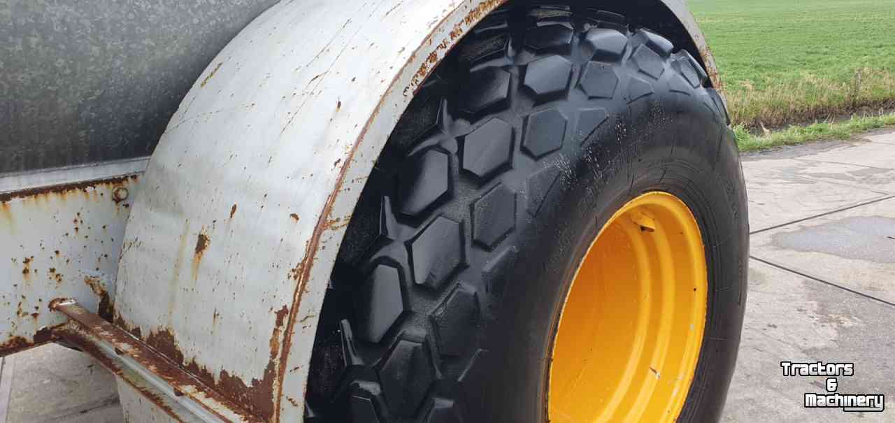 Slurry tank Joskin 7000
