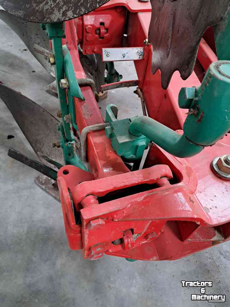 Ploughs Kverneland KKEO-100-300 ploeg