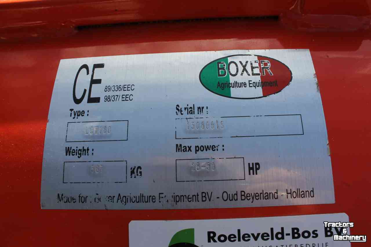 Flail mower Boxer LOW160 klepelmaaier met hydraulische laaglossende opvangbak