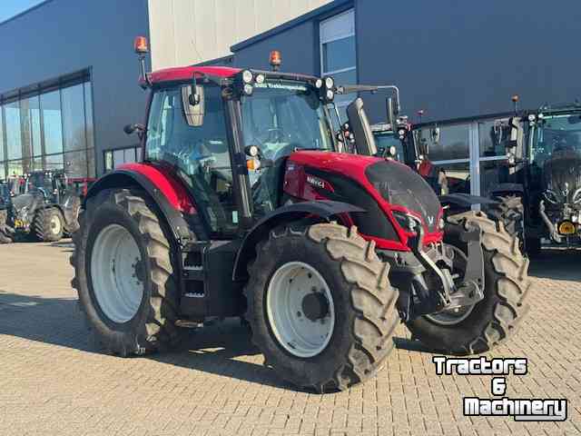 Tractor Valtra N134 Hitech