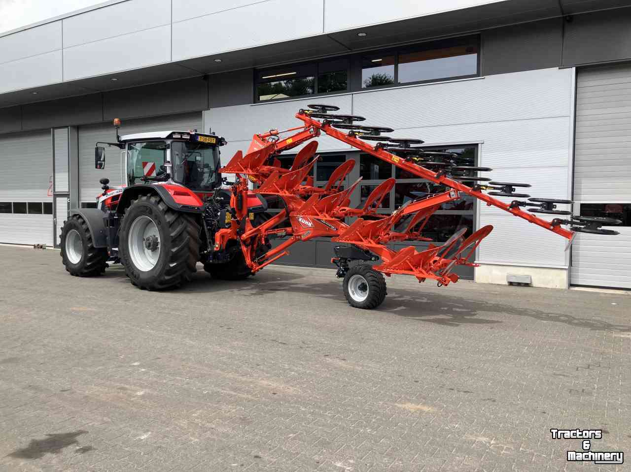Ploughs Kuhn Varimaster L 5ET Onland Duoliner