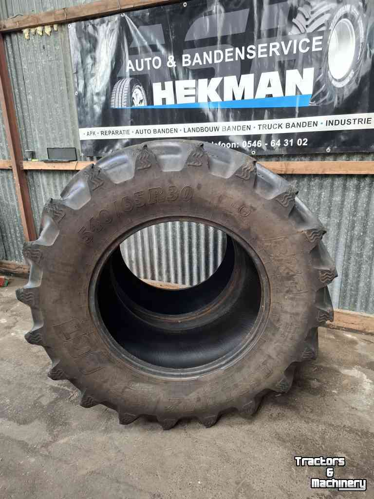 Wheels, Tyres, Rims & Dual spacers BKT 540/65R30