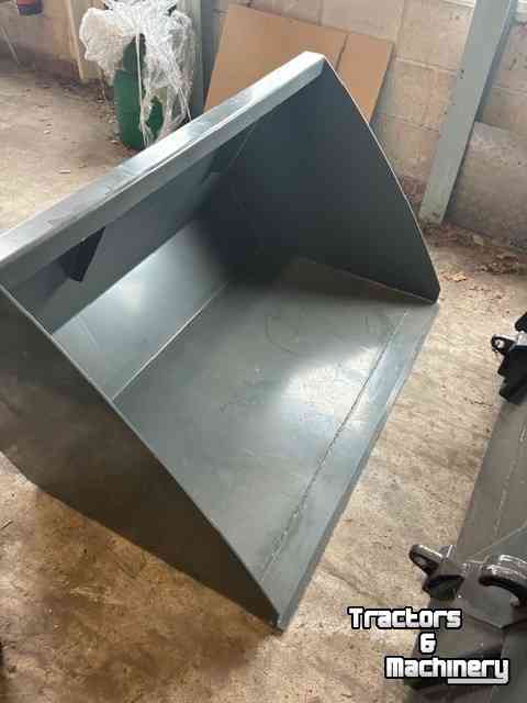 Loading buckets Weidemann Volumebak