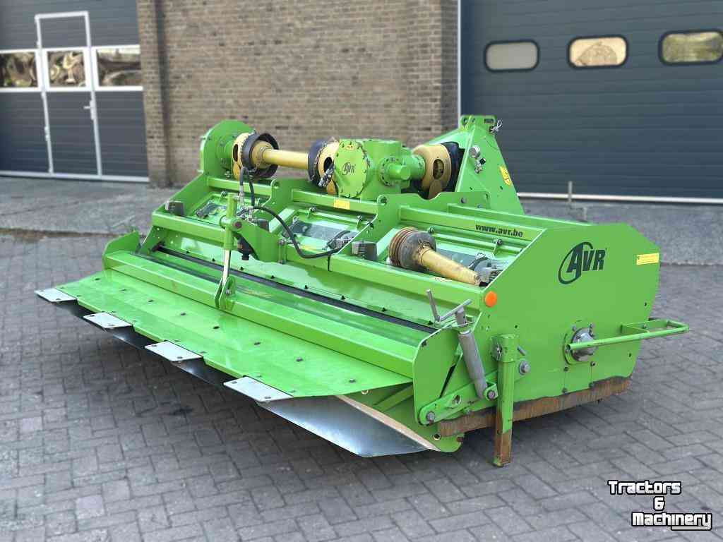 Rotary Hiller AVR GE-FORCE RIJENFREES