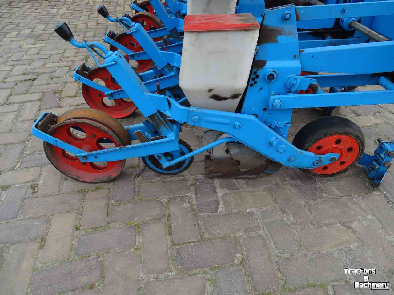 Vegetable- / Precision-seed drill Monosem Bietenzaaimachine
