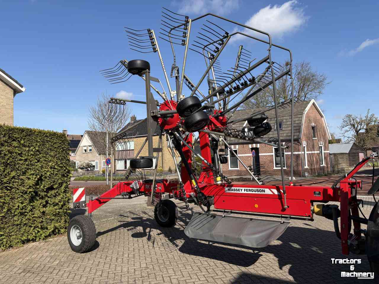 Rake Massey Ferguson RK 802 TRC