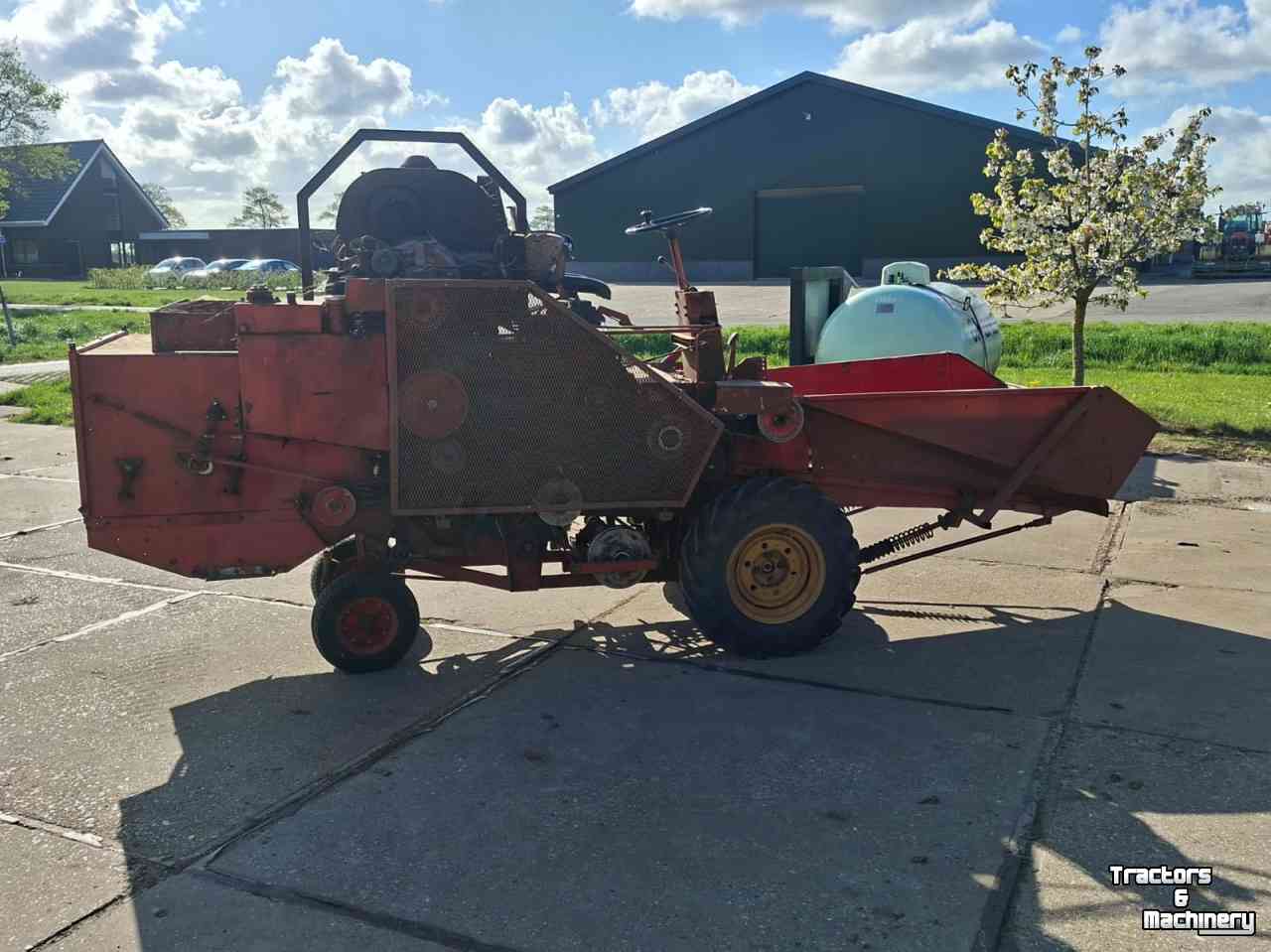 Combine  125b